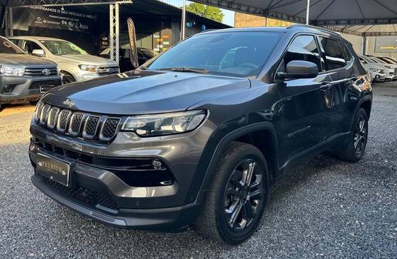 JEEP COMPASS 1.3 T270 TURBO FLEX LONGITUDE AT6